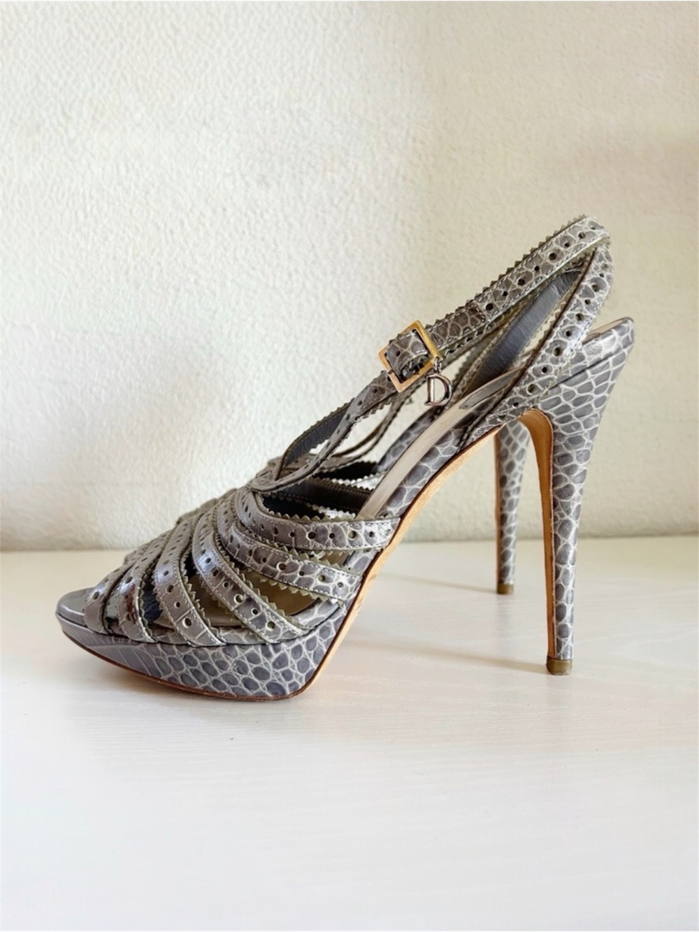 Christian Dior D Charm Croc Embossed Slingback Peep Toe Heels Size EU 40